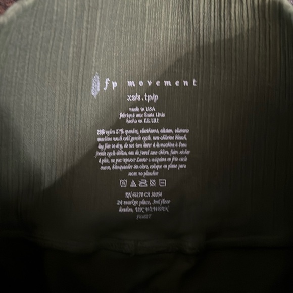 2pc FP Movement Good Karma Legging & Crop Tank Set - Secret Moss - Picture 7 of 10